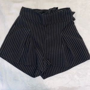High waisted loose shorts